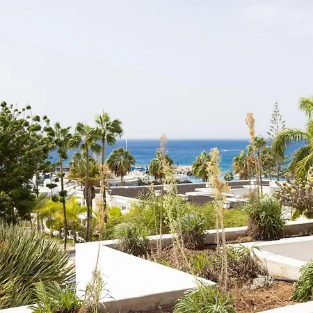 Del Atlantico Costa Adeje (Tenerife)